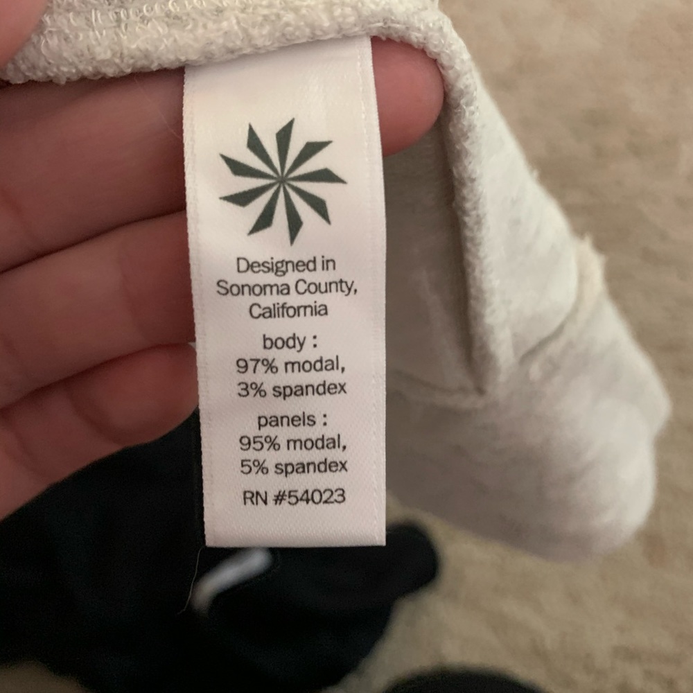 Athleta Studio Wrap With Magnets Xs Light Gray View 5